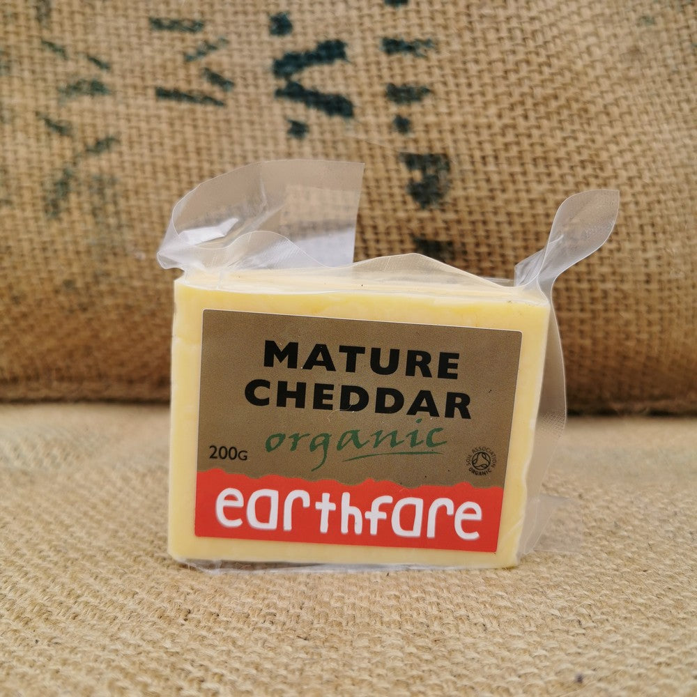 Earthfare Organic Mature Cheddar